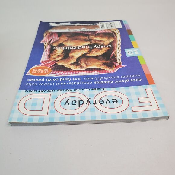 Martha Stewart EVERYDAY FOOD Magazine June 2004 Issue #13 Crispy Fried Chicken - Picture 10 of 12